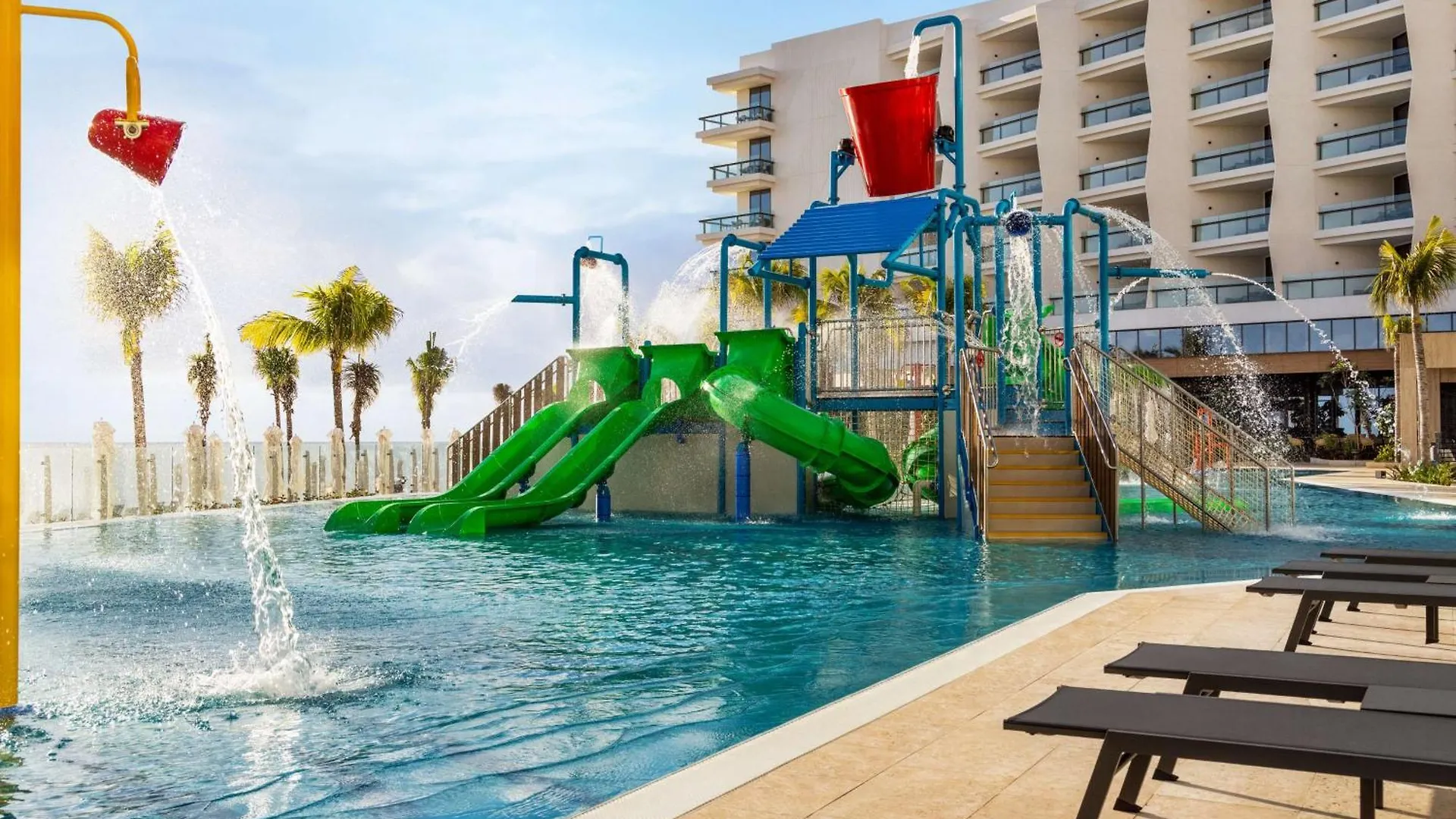 Hilton Cancun, An All-Inclusive Resort Puerto Morelos 5*,