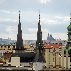 Rooftop Planet Szálloda Prága